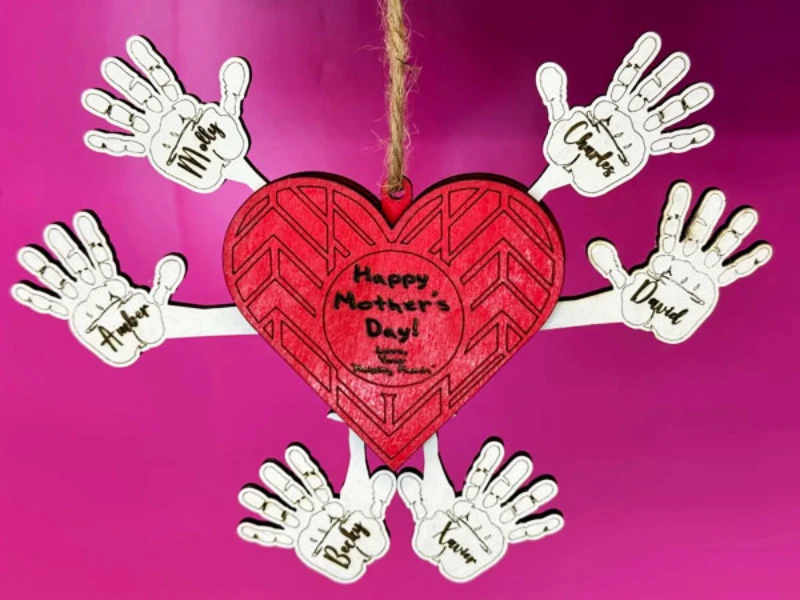 Mother's Day Heart with Moving Hands